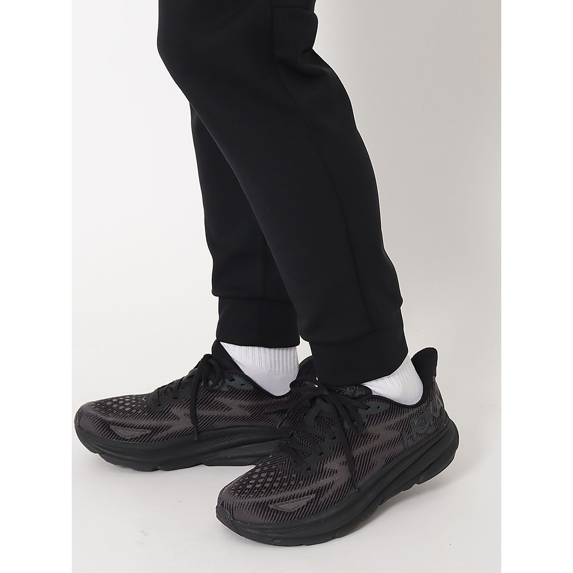 S.F.TECH テーパードジョガーパンツ