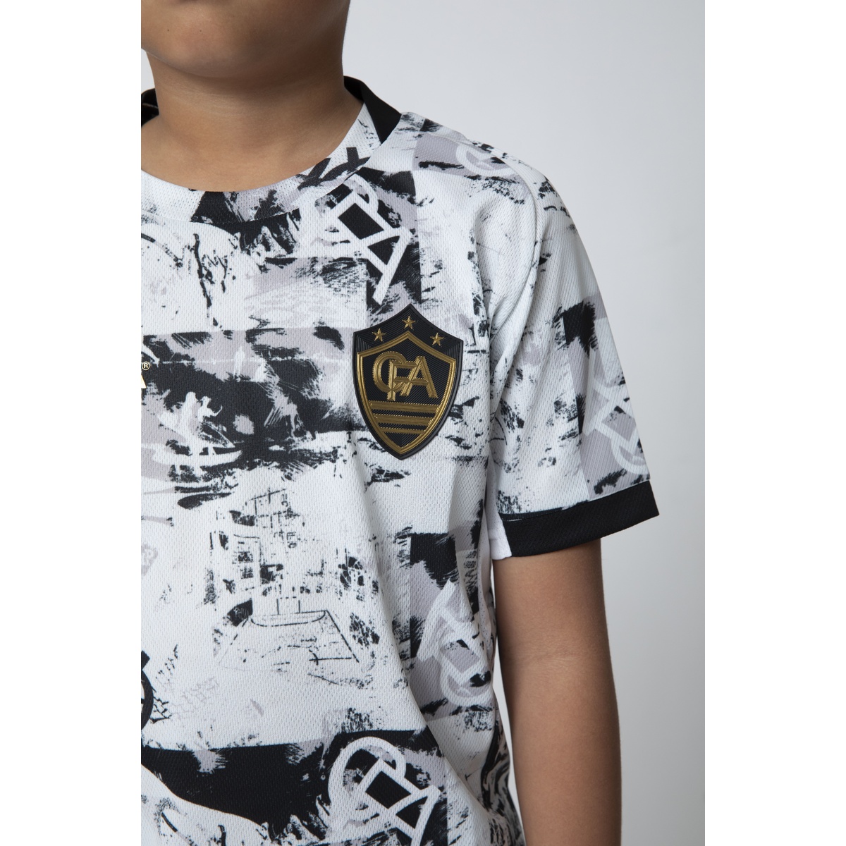 FCA Jr半袖グラフィックシャツ