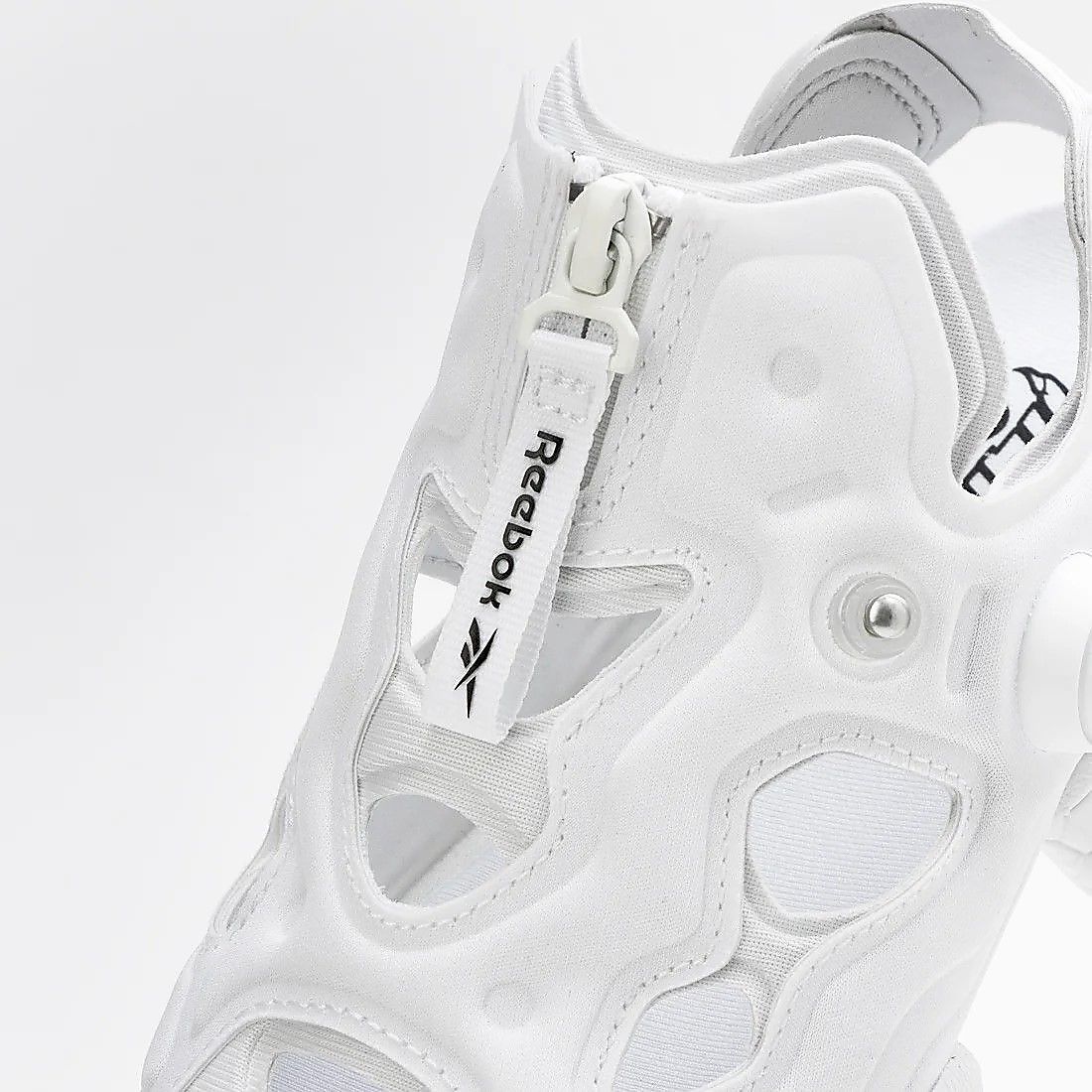 インスタポンプフューリー サンダル ジップ (INSTAPUMP FURY SANDAL ZIP)