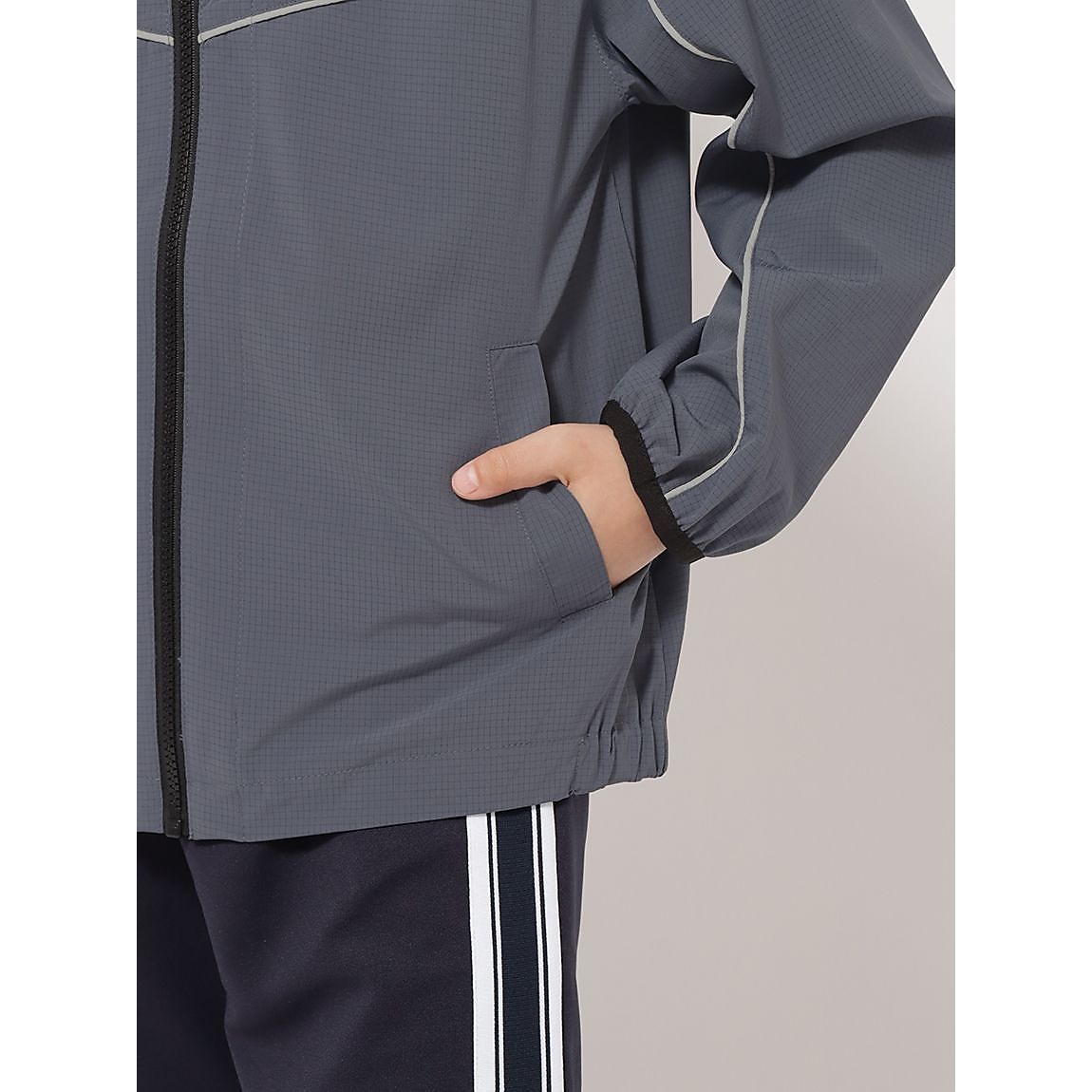 ソフトナイロンストレッチ フーディージャケット JUNIOR