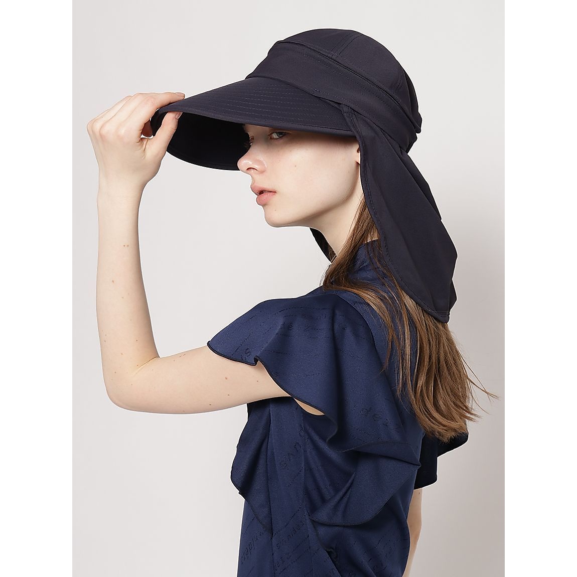 「暑い日のスタンダード。」 ナイロンカノコ4WAYサンバイザー