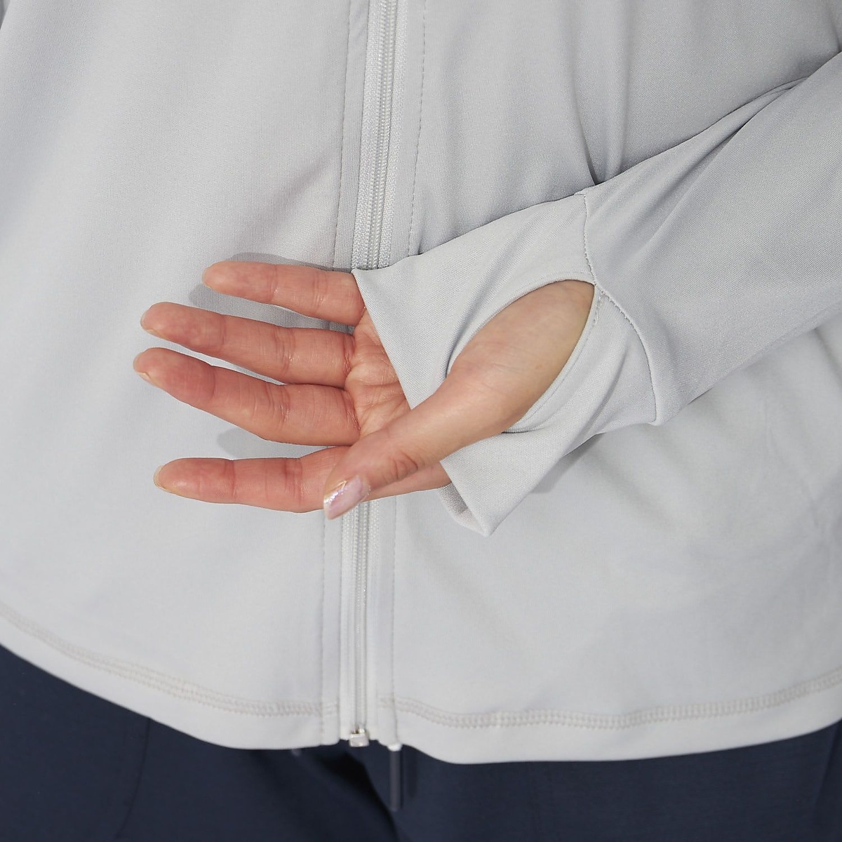 FILAレディスUVジャケットロゴ