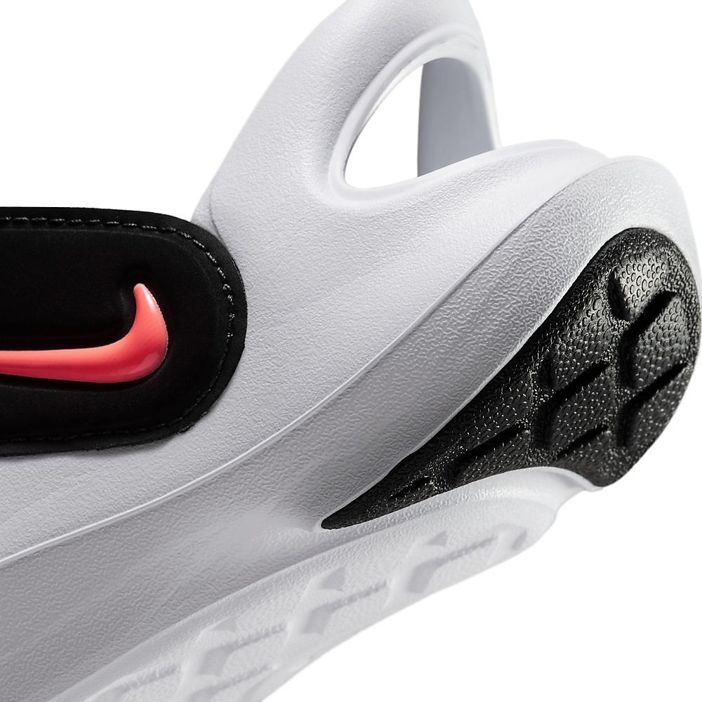 ナイキ ソル サンダル