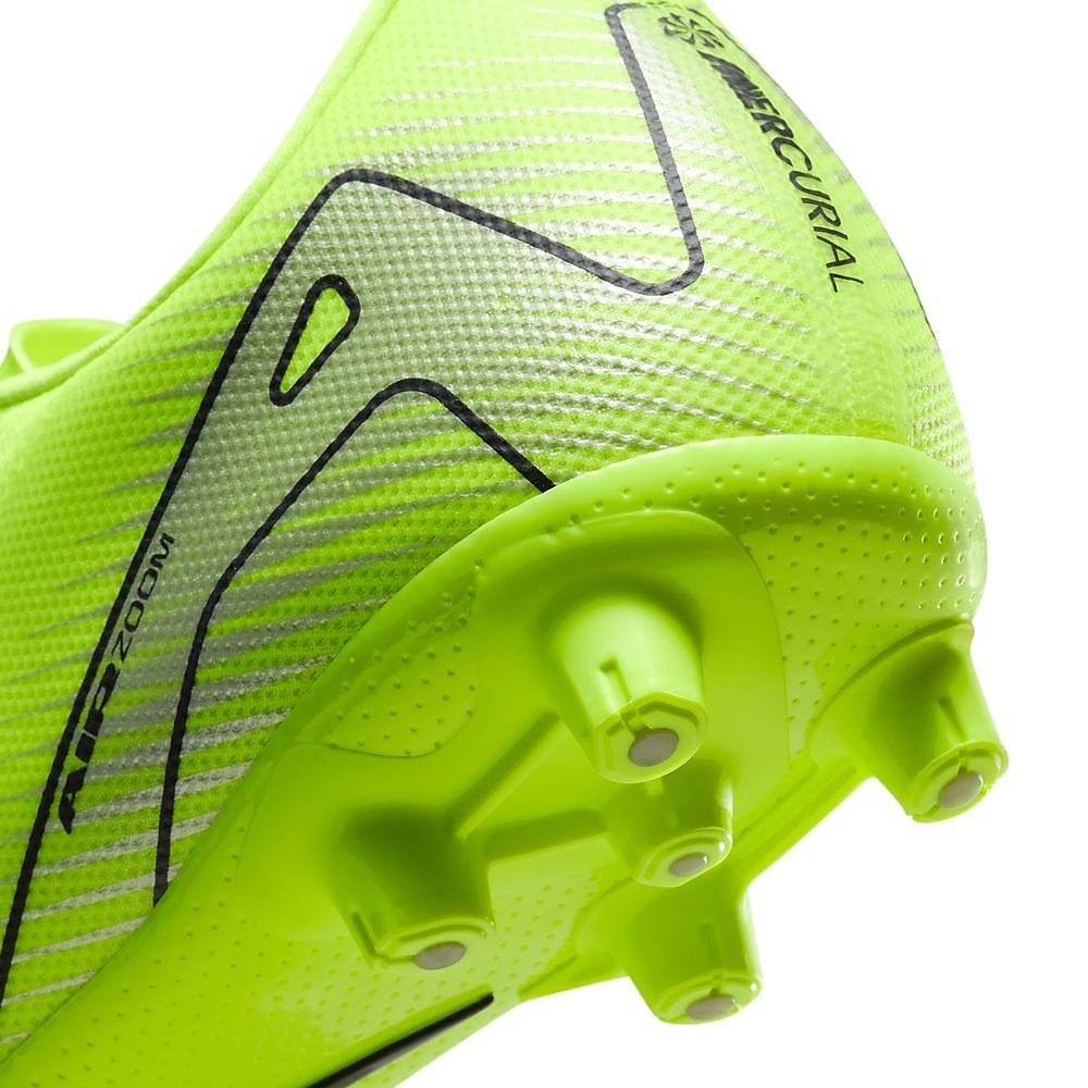 ナイキ ズーム ヴェイパー 16 アカデミー HG