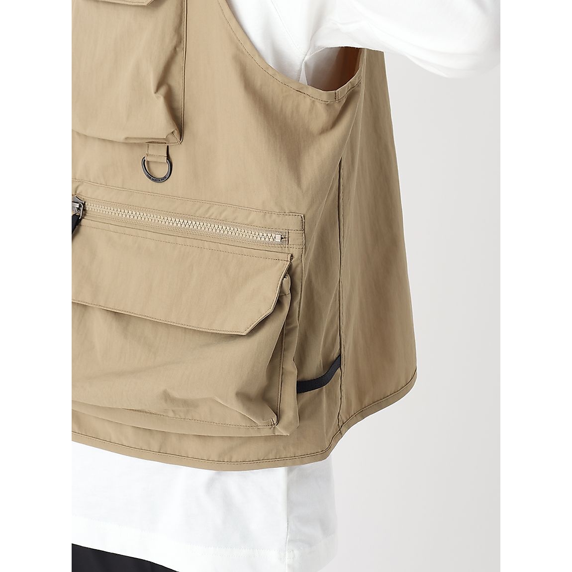 Field Utility Vest (フィールドユーティリティベスト)