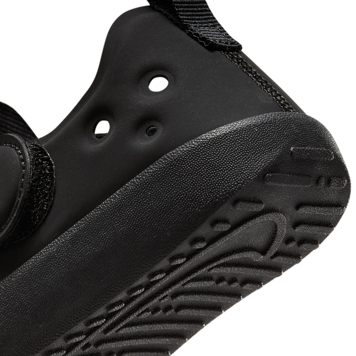 ナイキ サンレイ プロテクト 4 PS