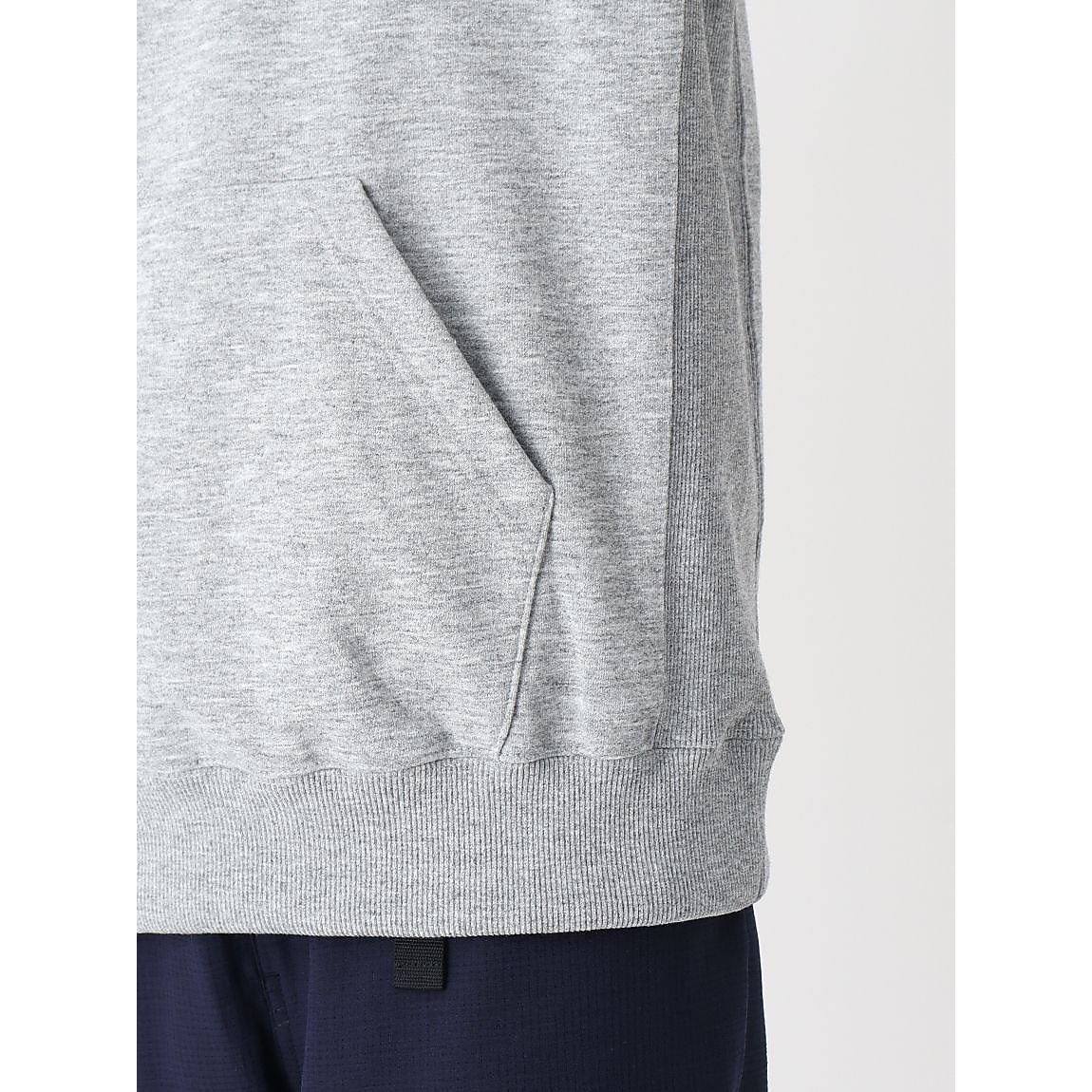 BACK SQ LG HOODIE(バックスクエロゴフーディー)