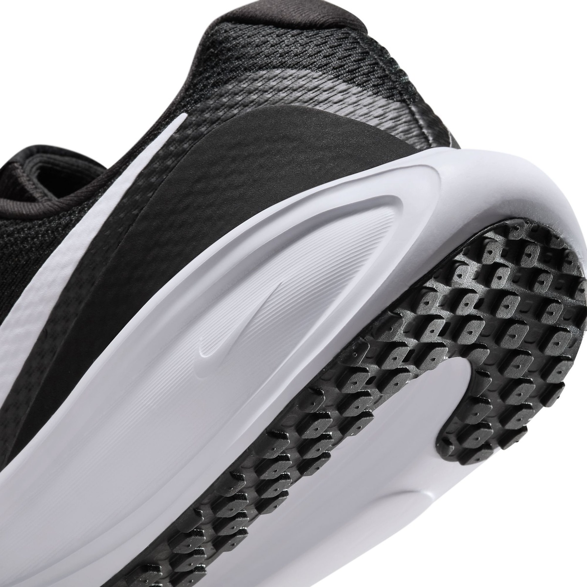 ナイキ ウィメンズ レボリューション 8 ワイド