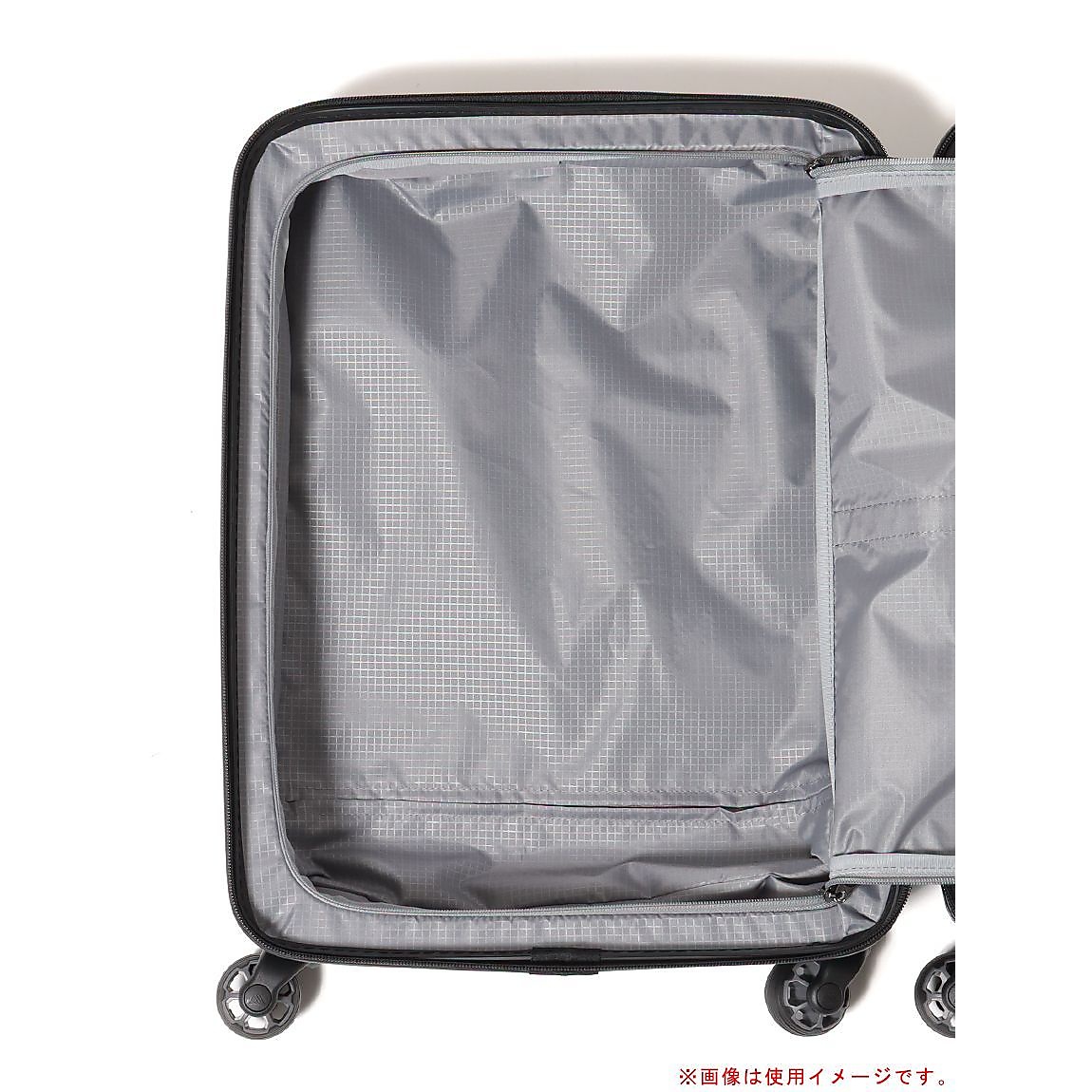 クアドロインターナショナルキャリーオン