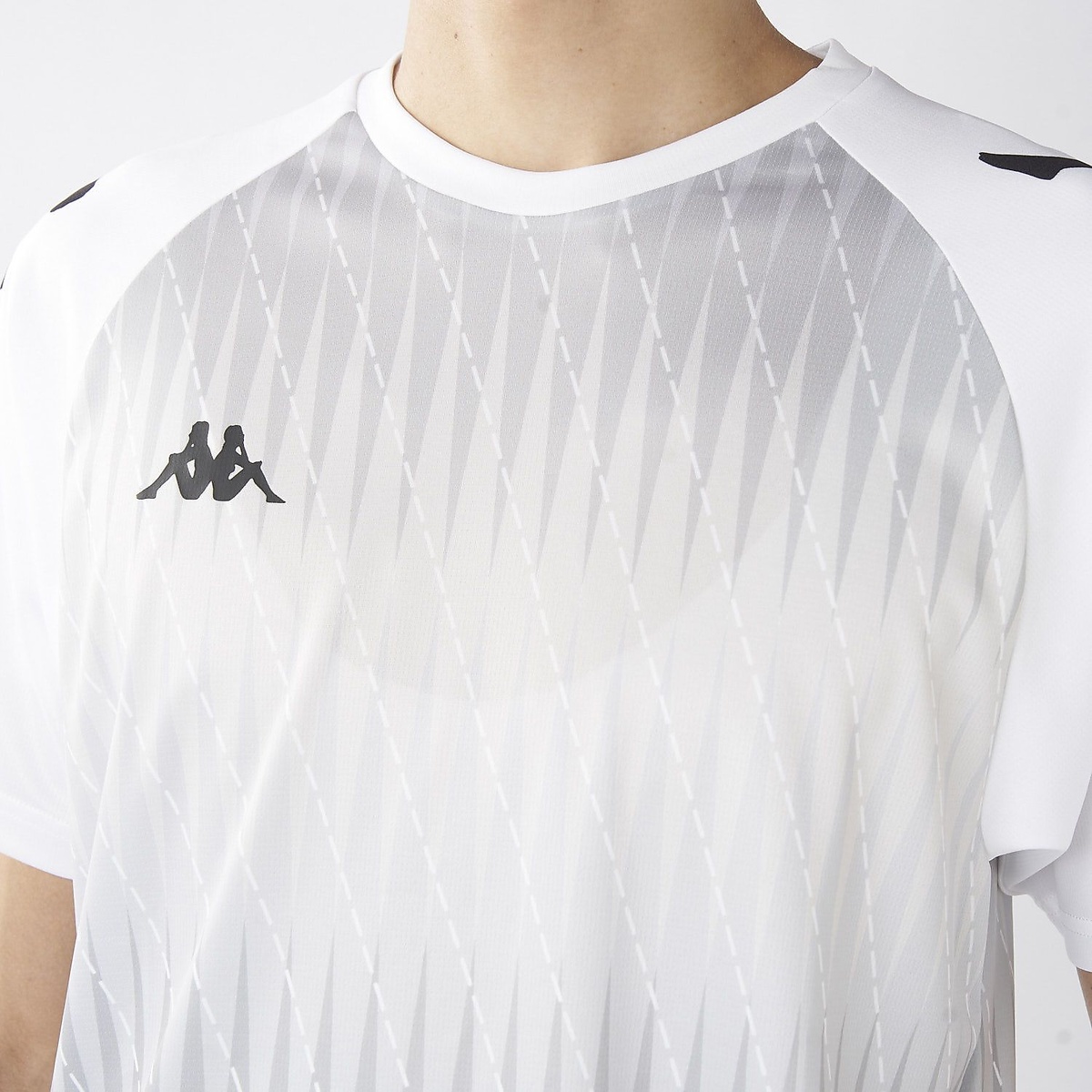 Kappa Jr 半袖シャドー柄シャツ