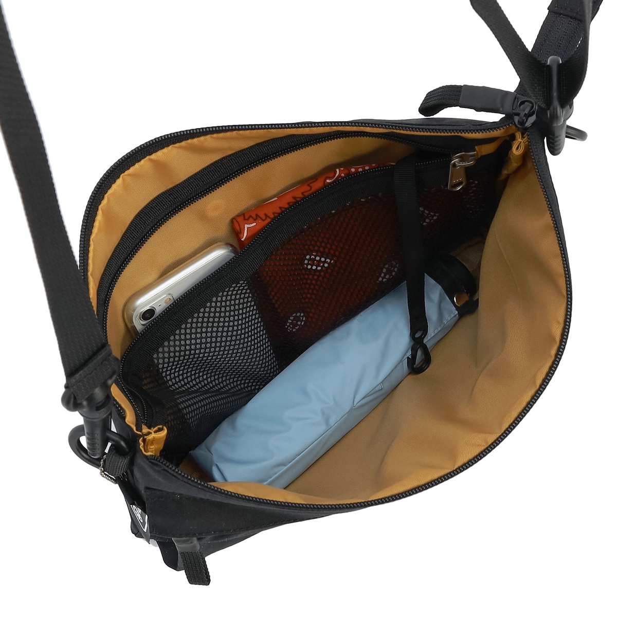 ユニウォーカーサコッシュ(ブラック)