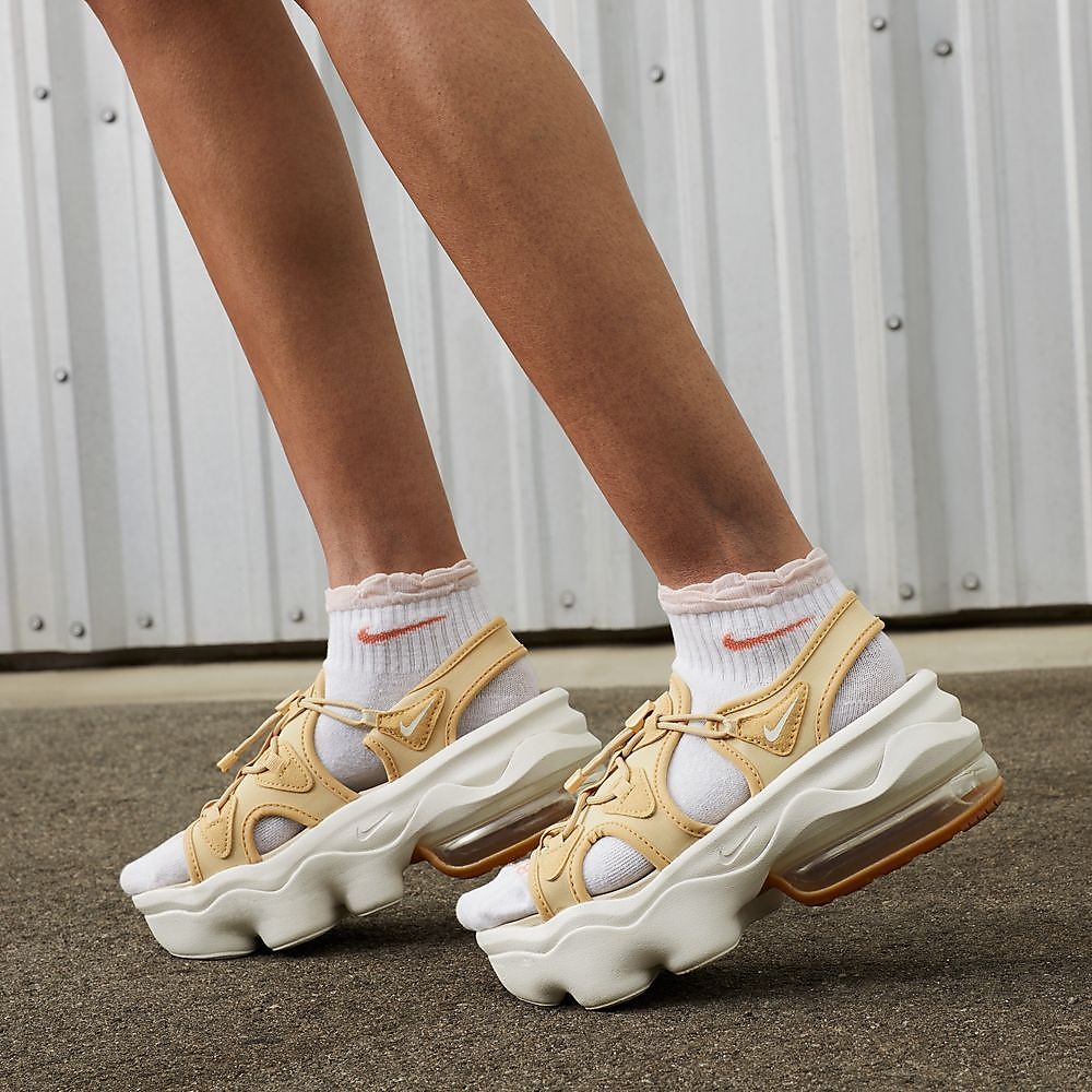 ナイキ ウィメンズ エア マックス KOKO サンダル