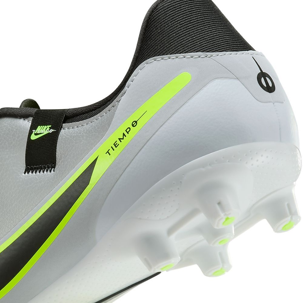 ナイキ レジェンド 10 アカデミー HG