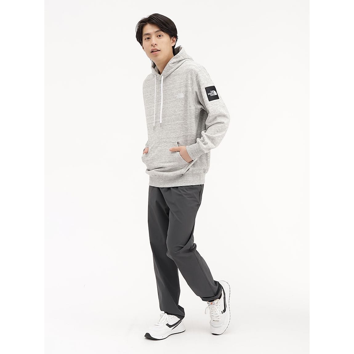 Square Logo Hoodie (スクエアロゴフーディ)
