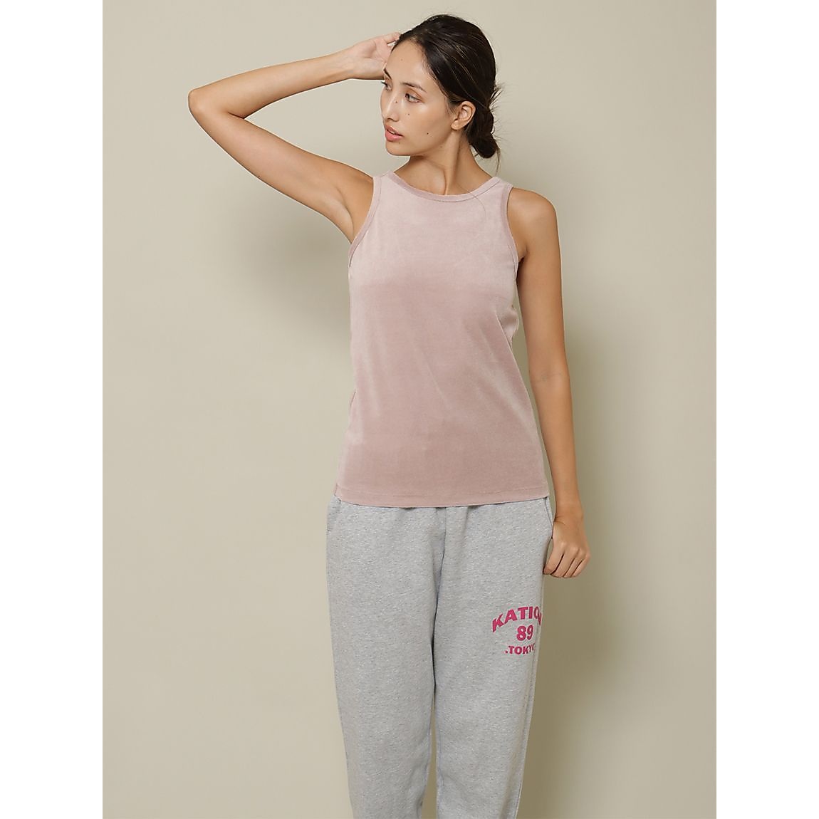 コンパクトベロア タンクトッフ