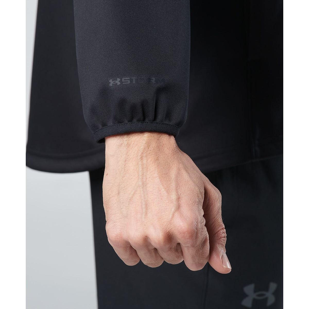 PERFORMANCE KNIT WIND JKT