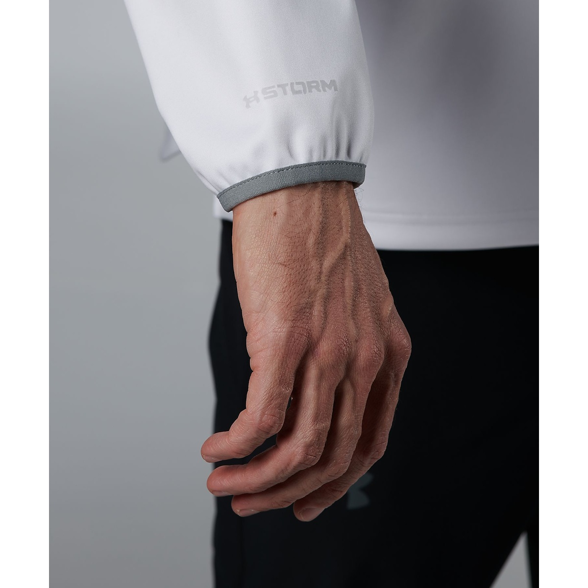 PERFORMANCE KNIT WIND JKT