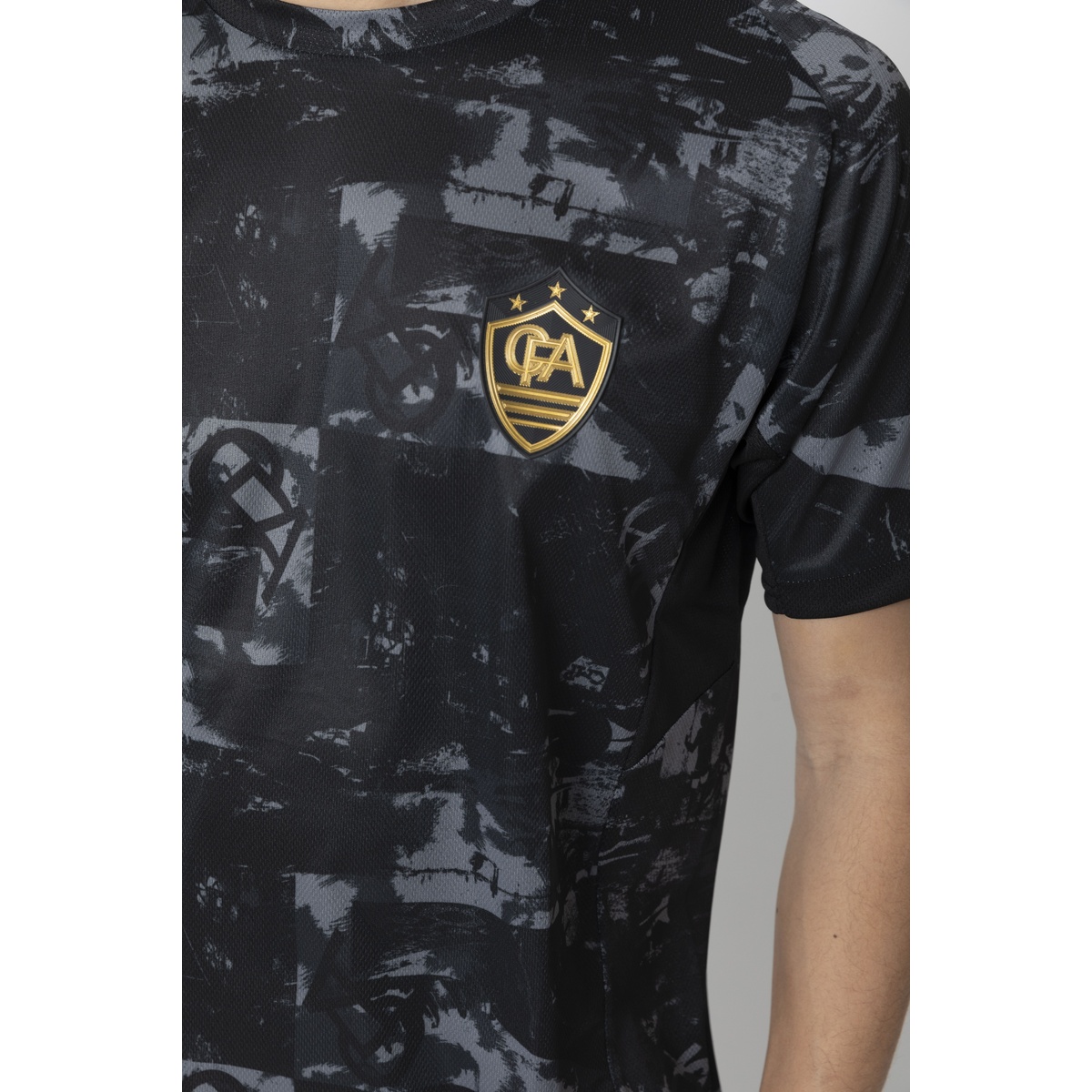 FCA 半袖グラフィックシャツ