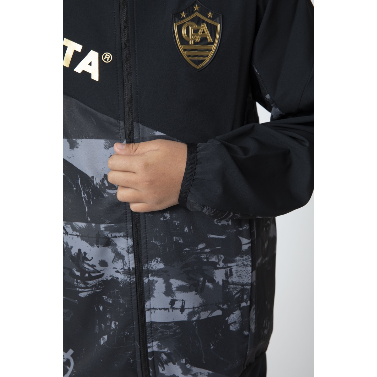 FCA Jrストレッチウィンドジャケット