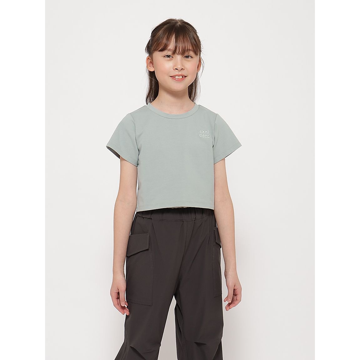 「Berry Bear」シリーズ クロップトTシャツ GIRLS