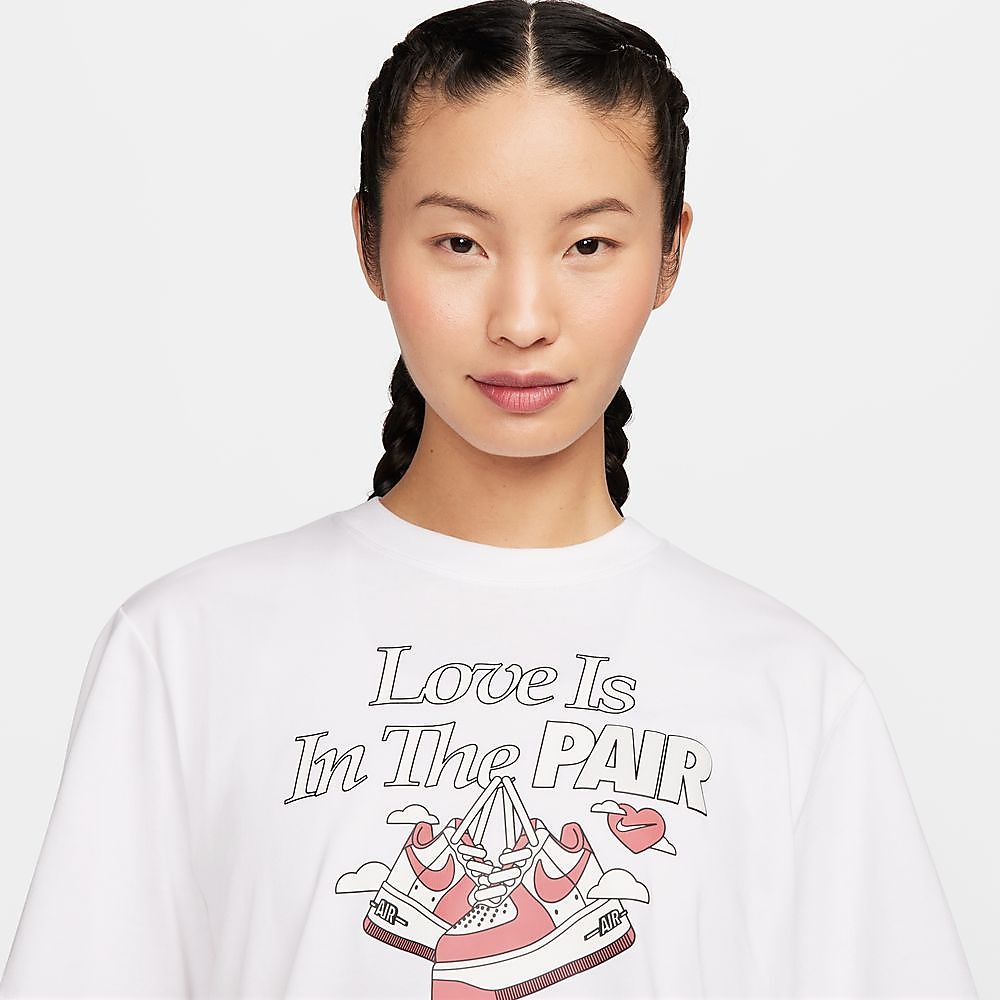 ナイキ ウィメンズ NSW OC 1 ボクシー VDAY S/S Tシャツ