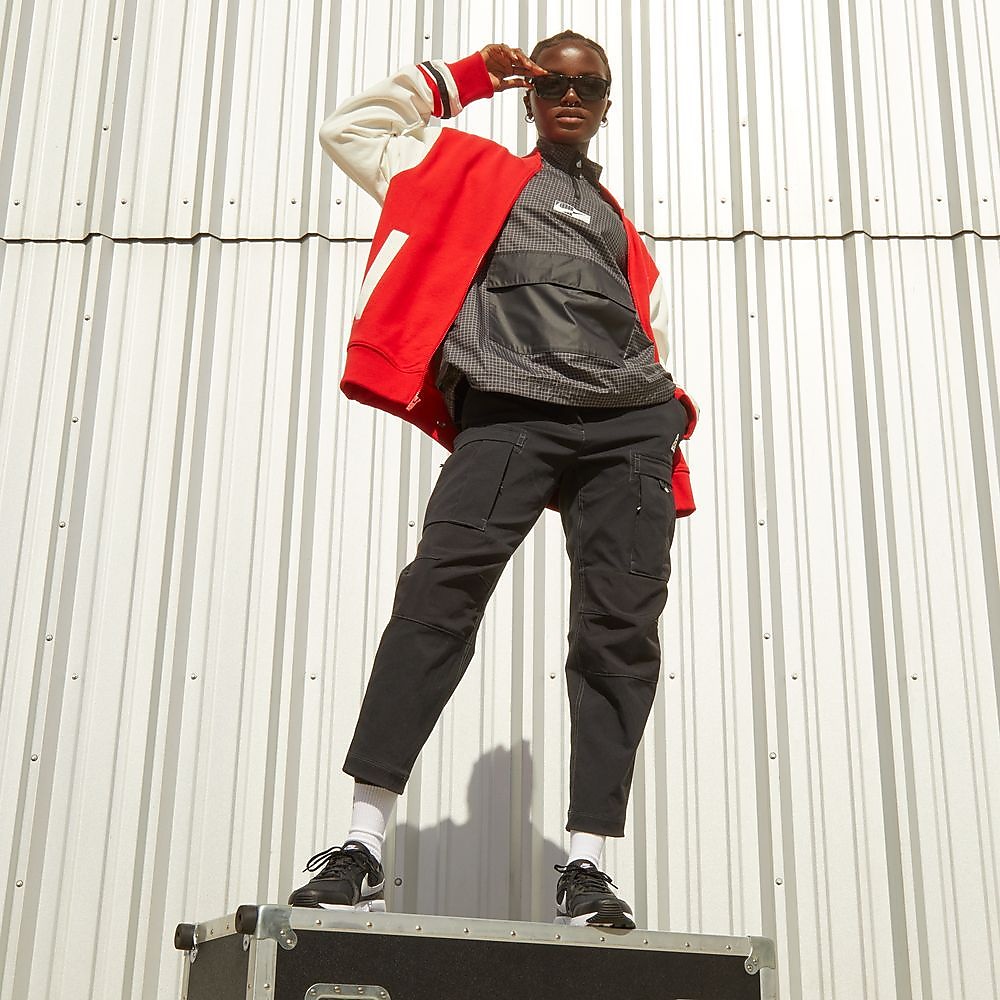 ナイキ ウィメンズ エア マックス SC