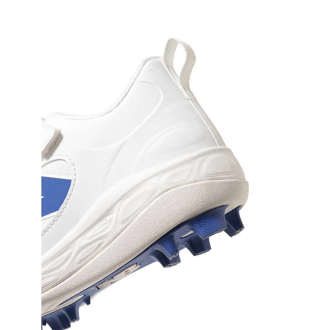 3000 v7 Cleats JNR