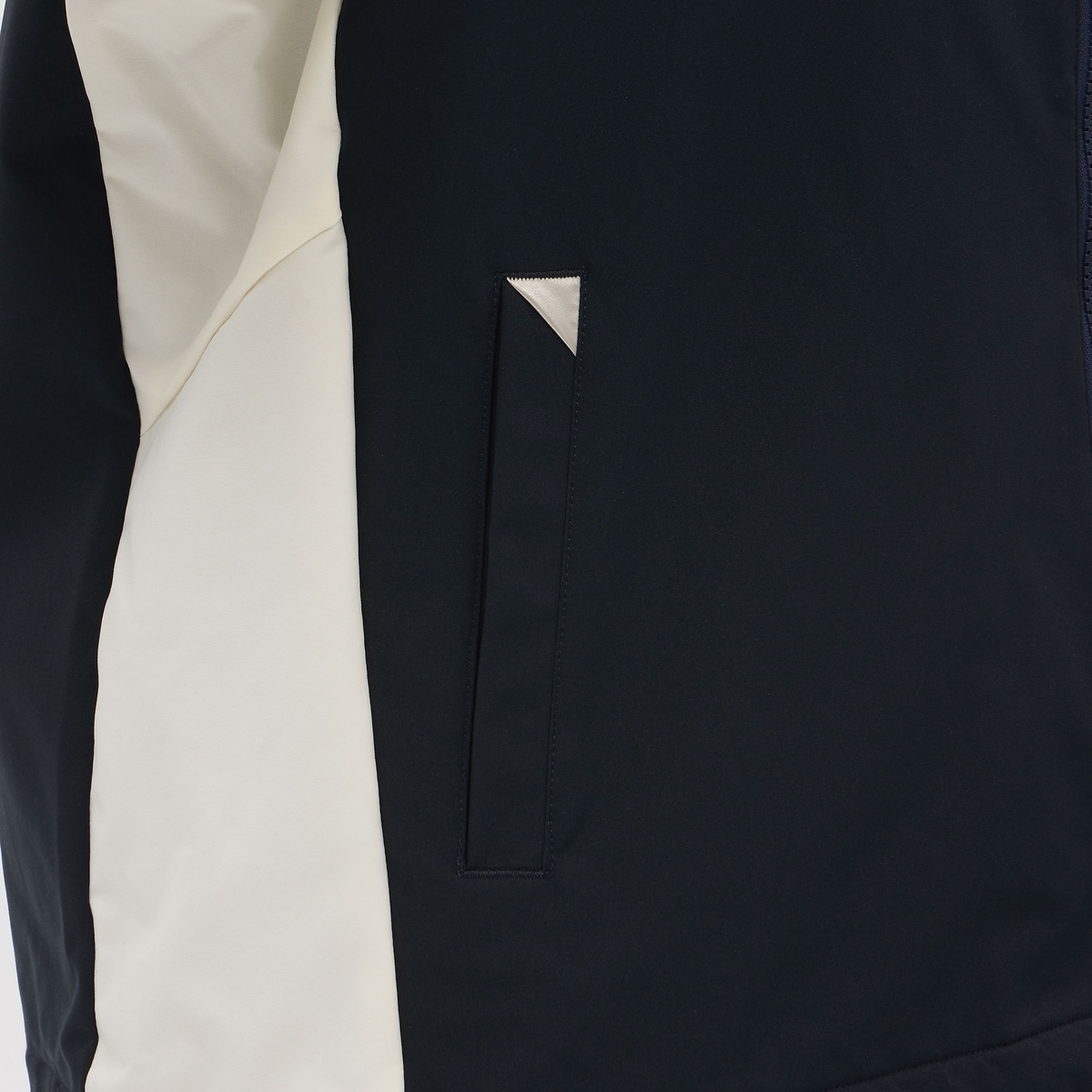 裏起毛ウィンドブレーカージャケット