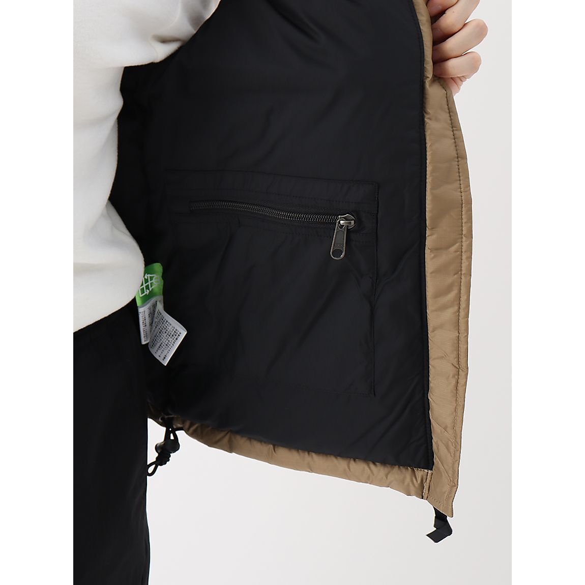 Nuptse Vest  (ヌプシベスト)