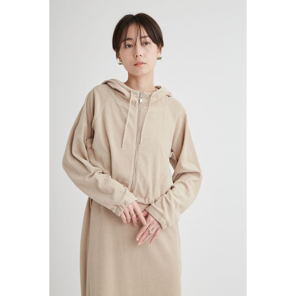 PlaXクロップド丈パイルパーカー