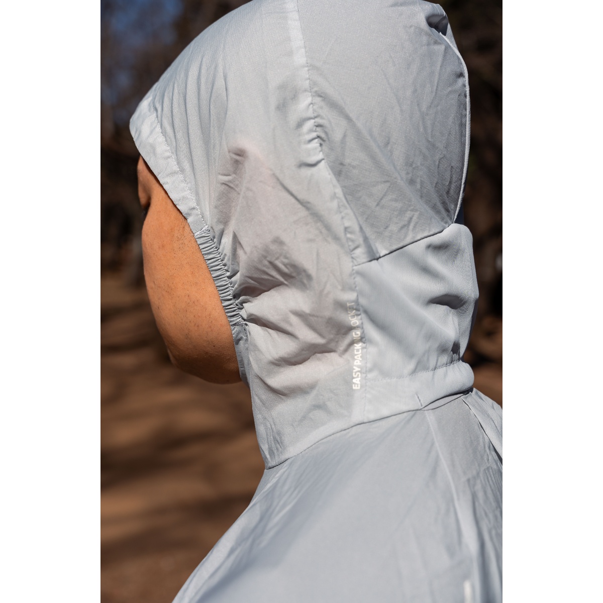 ウィンドブレーカー