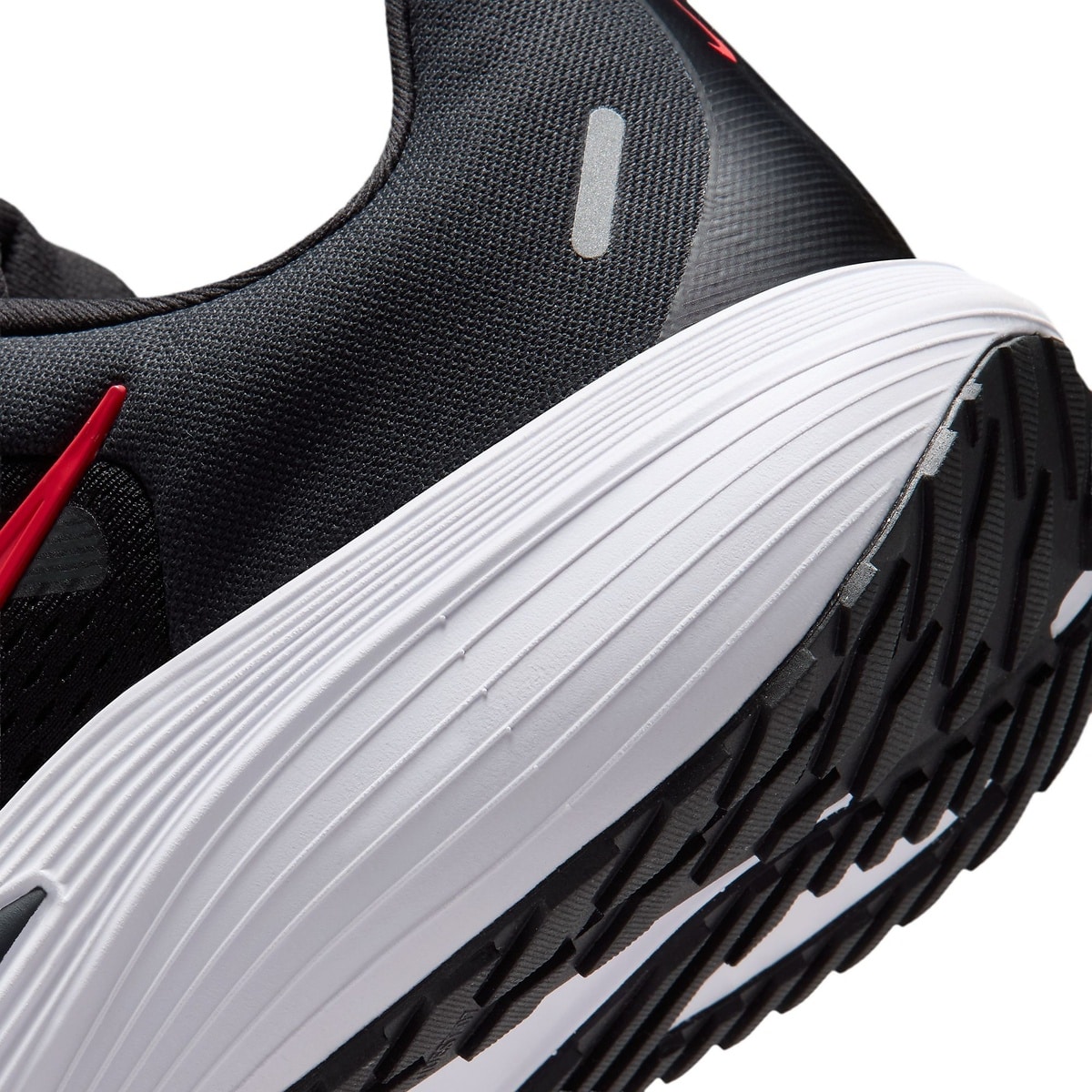 ナイキ クエスト 7