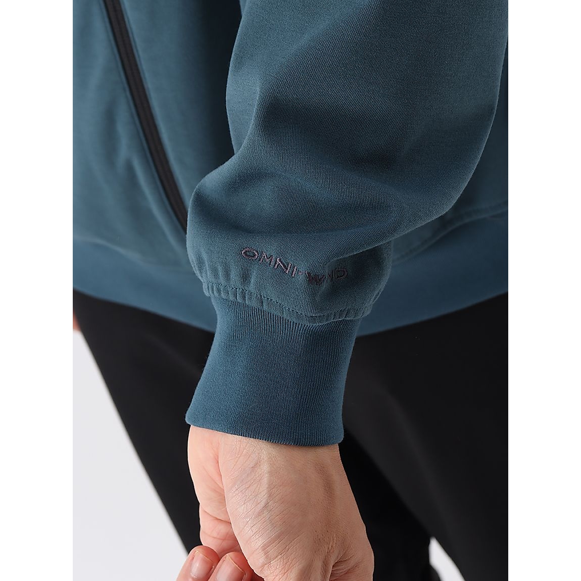 WILKINSON COVE HOODIE