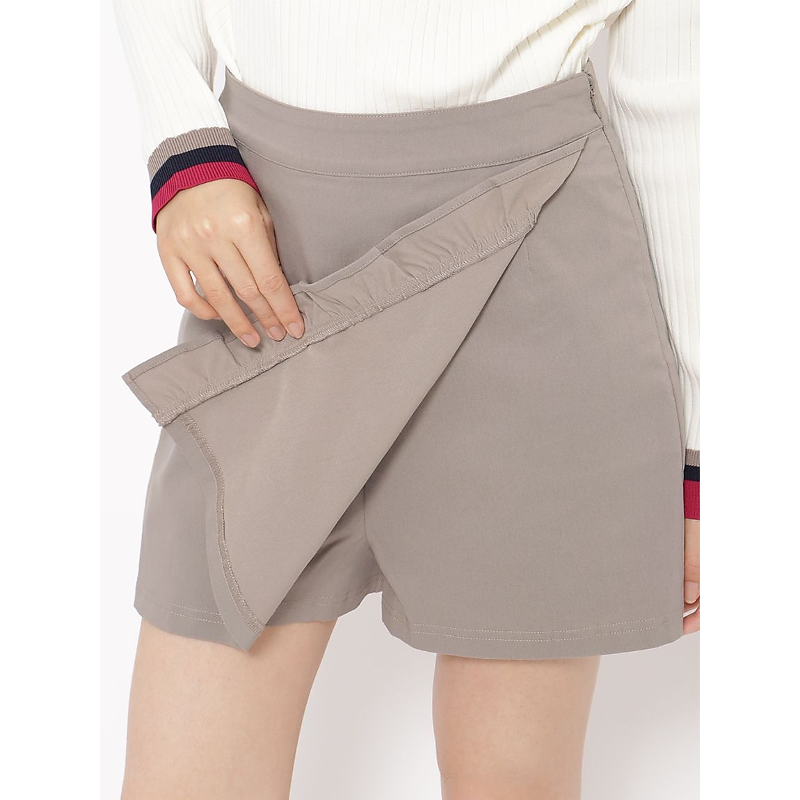 ベリーストレッチ フリルキュロットパンツLADIES