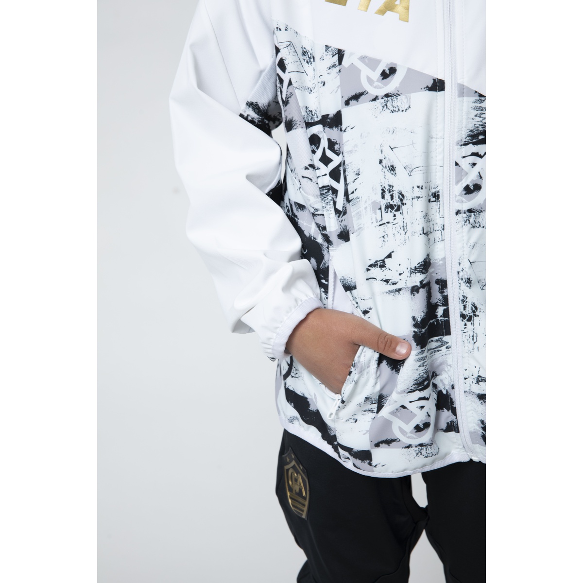 FCA Jrストレッチウィンドジャケット