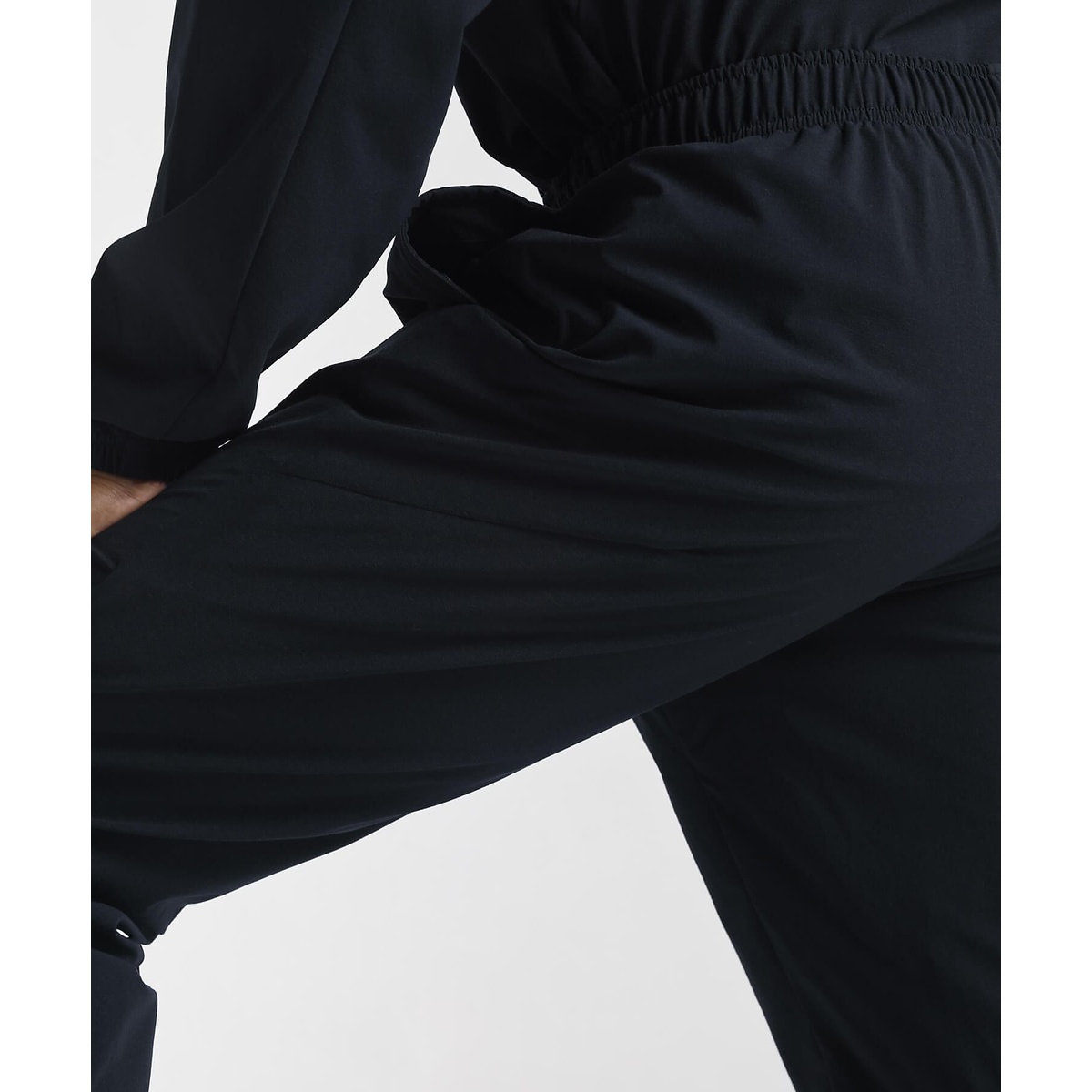 【THE THIRD by UMBRO】ラインドクロスパンツ