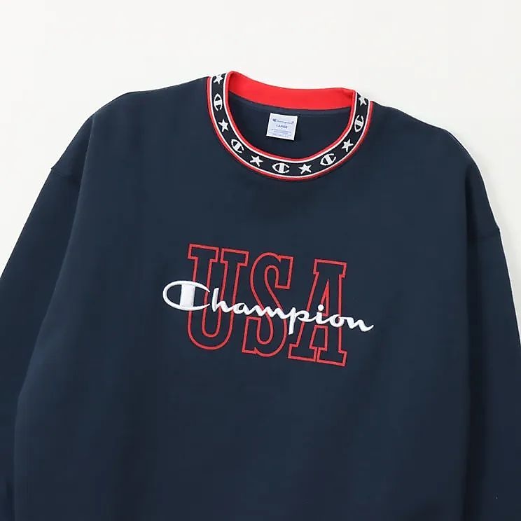 CREW NECK SWEATSHIRT