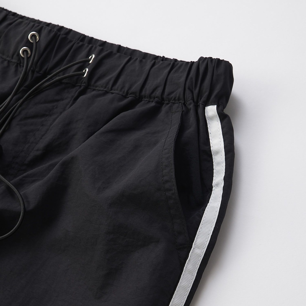 FILAナイロンパンツ