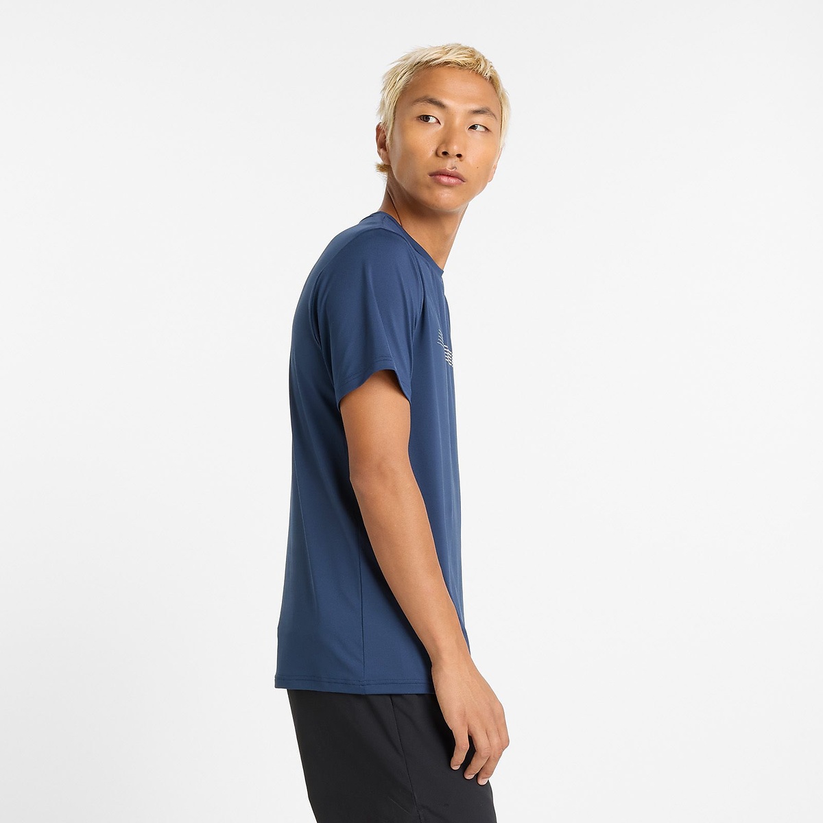 Linear ロゴ パフォーマンスショートスリーブTシャツ