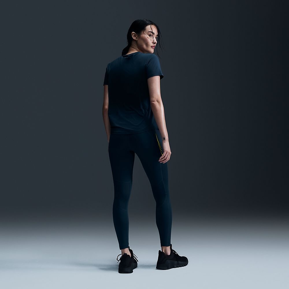 ナイキ ウィメンズ ワン スウッシュ HBR DF S/S Tシャツ