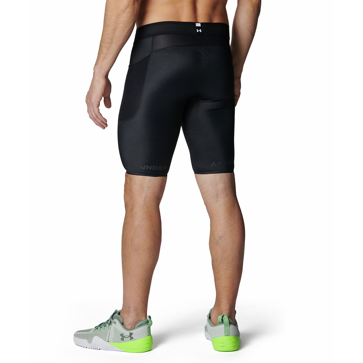 UA ISO-CHILL COMP SHORTS