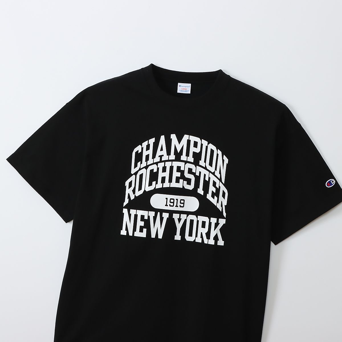 SHORT SLEEVE T-SHIRT