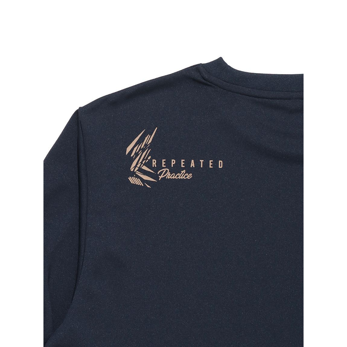 24AWグラフィック長袖Tシャツ Effctive Movement