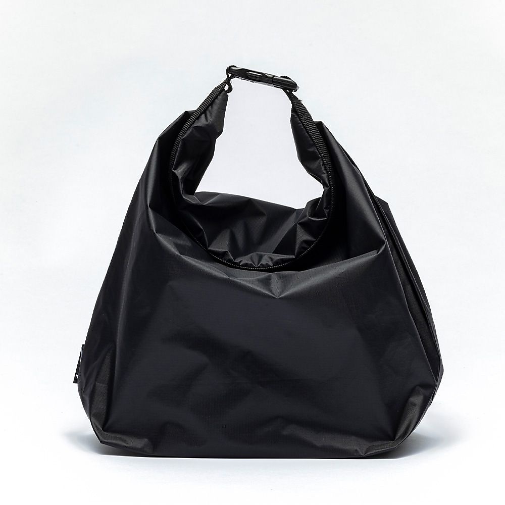 ナイキ SS25 ウォータープルーフプールバッグ