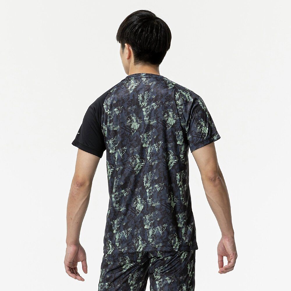 グラフィックTシャツ