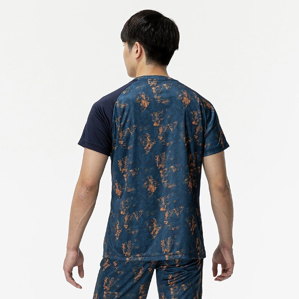 グラフィックTシャツ