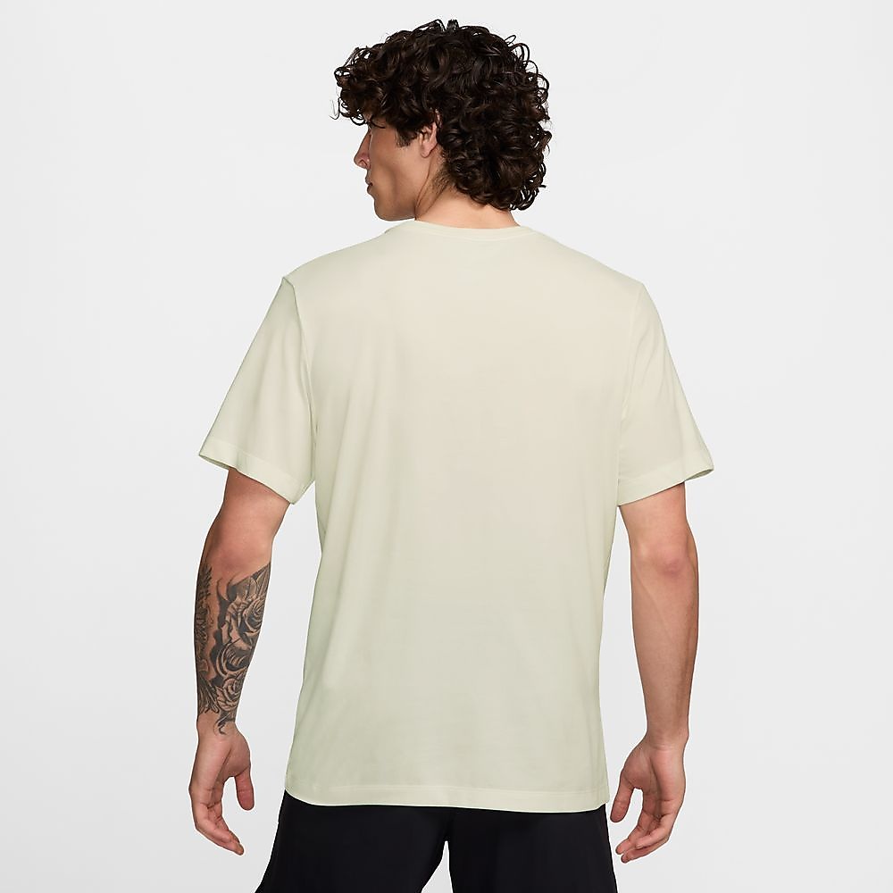 AS M NK DF TEE BRAND READ