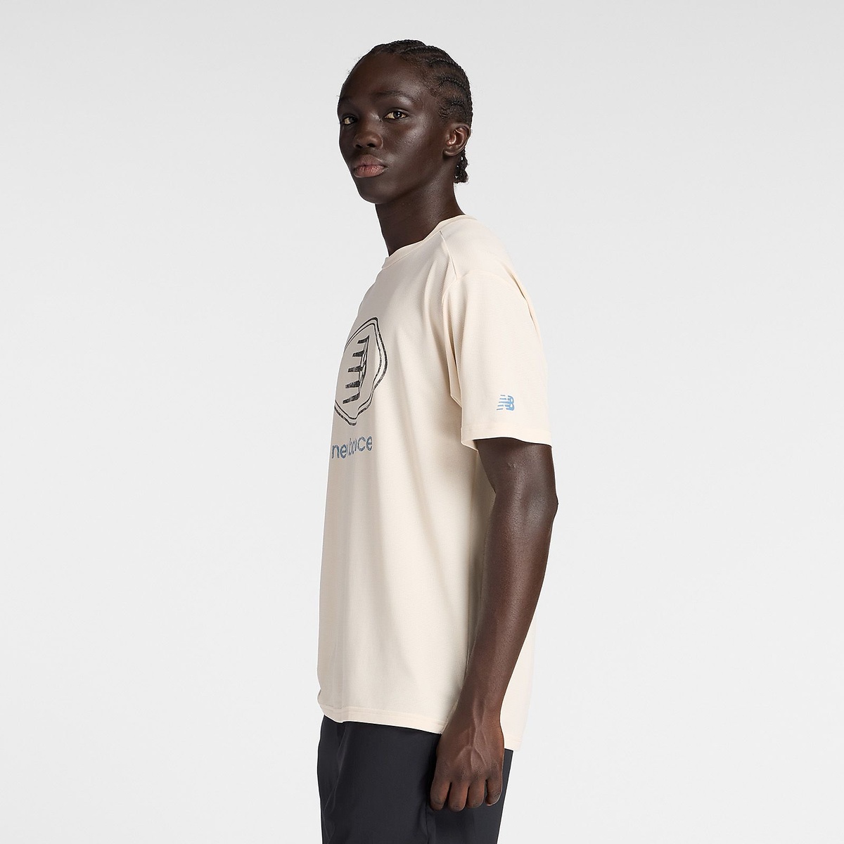 グラフィックショートスリーブシャツ