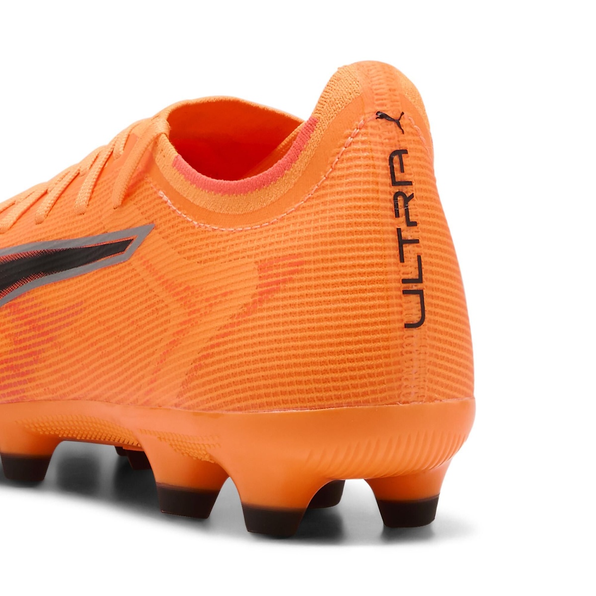 ウルトラ 6 マッチ HG/AG