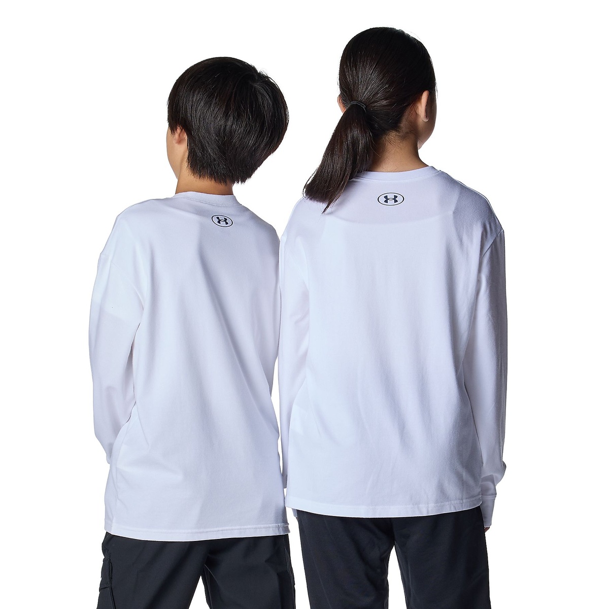 UA PERFORMANCE COTTON VARSITY LOGO LONG SLEEVE T-SHIRT